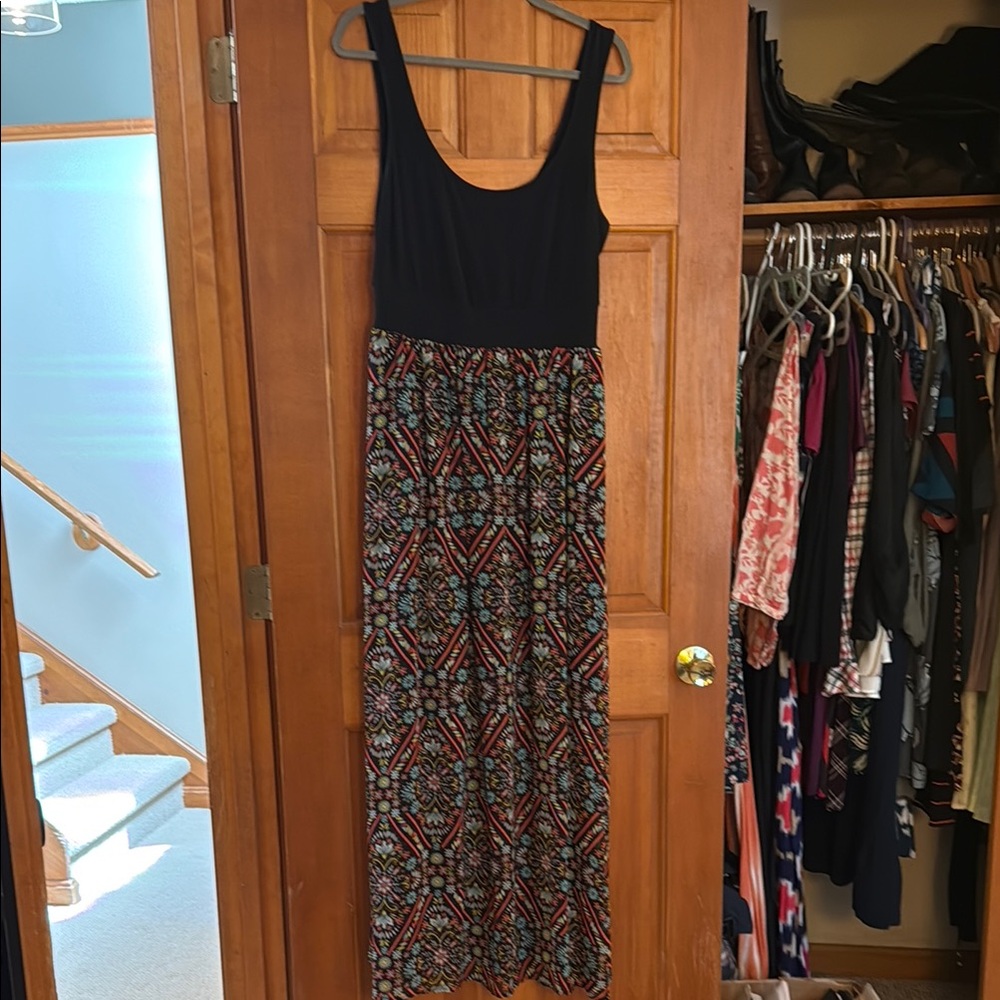 Black and Multicolor Patterned Maxi Dress